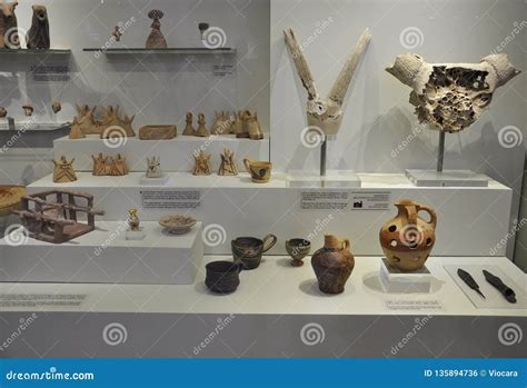 Minoan Archaeological Museum Interior from Heraklion in Crete Island Editorial Photo - Image of ...