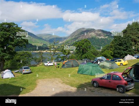 Side Farm campsite overlooking Ullswater, near Patterdale, Lake ...