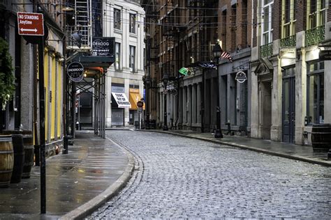 Christmas Day on Stone Street | Going out of business. More … | Flickr