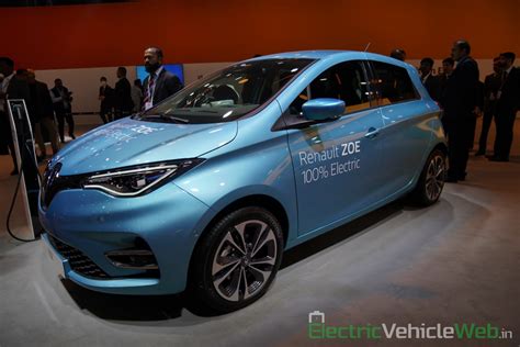 Renault Zoe electric hatchback showcased at Auto Expo [Video]