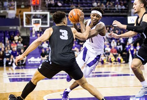 UW Huskies took a week off from basketball, but they’re back Monday against South Dakota | The ...