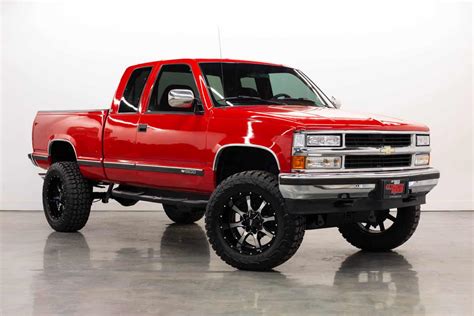 Old School Chevy Lifted Chevy Trucks Pickup Trucks