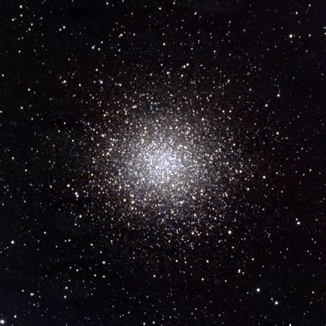 Globular cluster Messier 14 and its peculiar multiple stellar ...