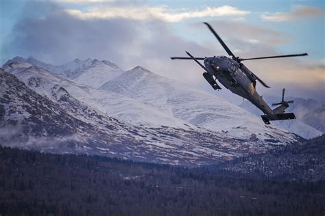 Alaska Air National Guard rescuers save downed pilot > National Guard > Article View