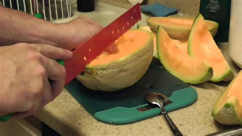 Kuhn Rikon WaterMelon Water Melon Knife Review - YouTube