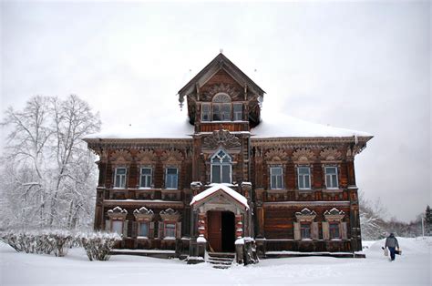 Beautiful Country House in Russia | Unusual Places