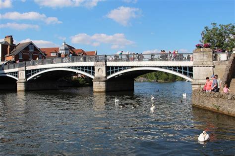 Windsor Town Bridge, River Thames, Windsor - Beautiful England Photos