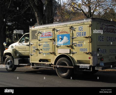 Schwan’s delivery truck hi-res stock photography and images - Alamy