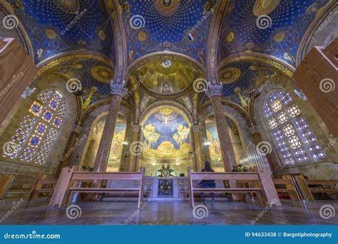 The Interior of the Church of All Nations Basilica of the Agony Editorial Stock Photo - Image of ...