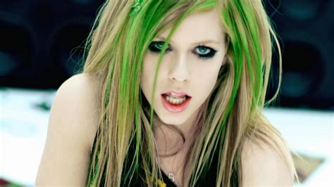 Avril Lavigne Smile Wallpapers - Wallpaper Cave