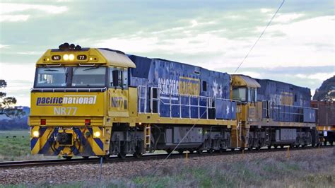 Freight Trains at Cootamundra - Australian Trains, New South Wales ...