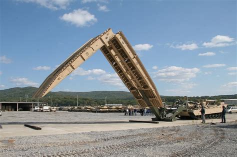 M1Abrams Armoured vehicle-launched bridge