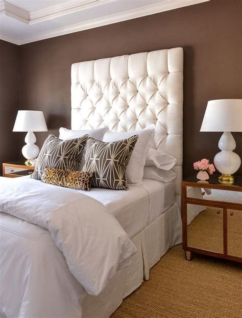 Brown And White Bedroom Decorating Ideas - Leadersrooms