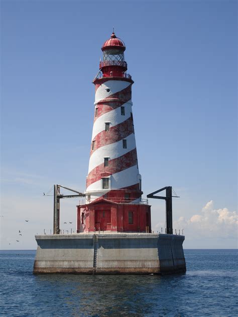 File:White Shoal Lighthouse.JPG - Wikipedia