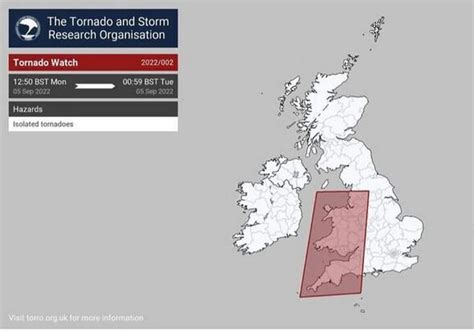 UK weather warning: Tornado fears after Met Office thunderstorm alert ...