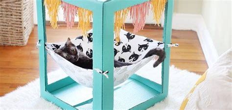 10 Awesome DIY Cardboard Box Cat Beds (With Pictures) | Pet Keen