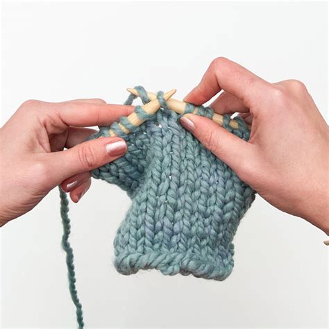 M1L Knitting & M1R Knitting Increases [2 Easy Techniques]