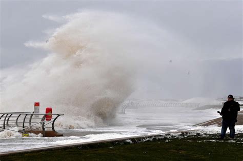 What is a yellow weather warning, when does the Met Office issue them and how do they differ ...