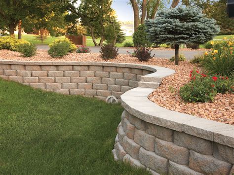 Diamond Stone Cut Retaining Wall System - Casual Face