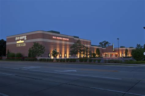 Elk Grove Theatre in Elk Grove Village, IL - Cinema Treasures