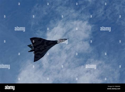 Vulcan Bomber XH558 Stock Photo - Alamy