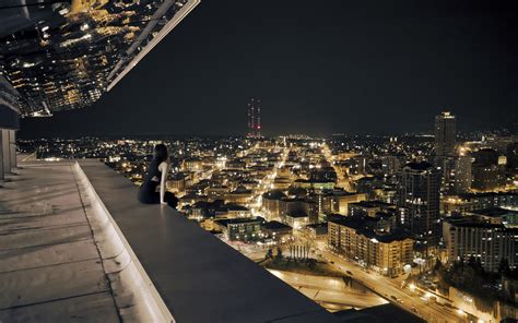 Wallpaper : lights, women, city, cityscape, night, sitting, skyline ...