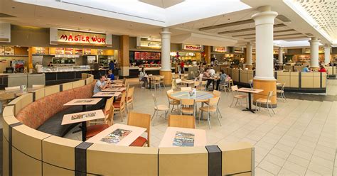 12 Best Mall Food Court Restaurants, Ranked