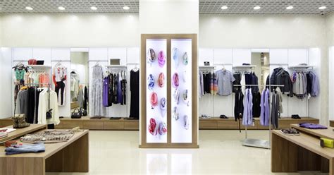 Retail visual merchandising trends & examples (with images)