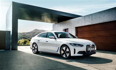 The 2024 BMW i4 review: The electric compact luxury sedan has all the ...