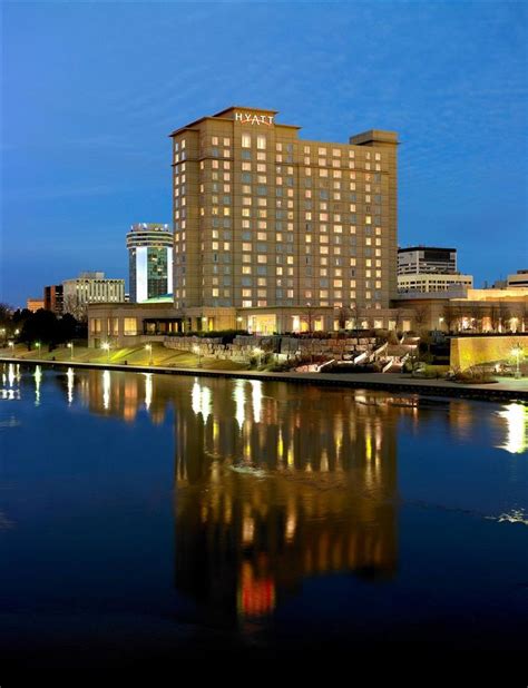 Hyatt Regency Wichita - 61 Photos & 47 Reviews - Hotels - 400 West Waterman, Wichita, KS - Phone ...