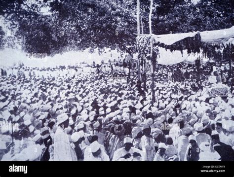 Gandhi salt march hi-res stock photography and images - Alamy