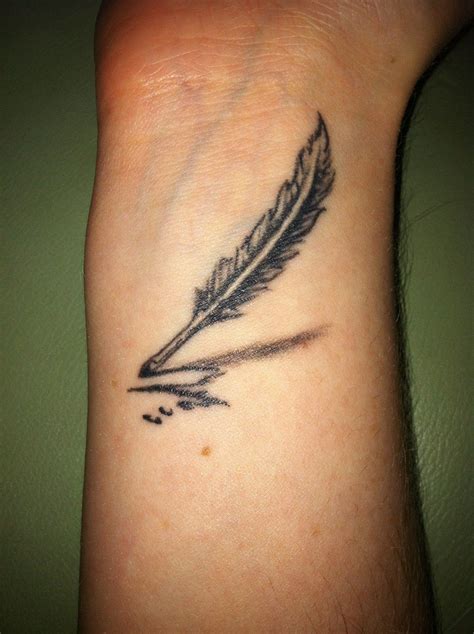 Pin by Ленка Грибова on Идеи для татуировок | Quill tattoo, Writing ...