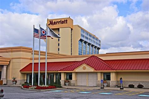 CLEVELAND AIRPORT MARRIOTT $127 ($̶1̶3̶8̶) - Updated 2020 Prices ...