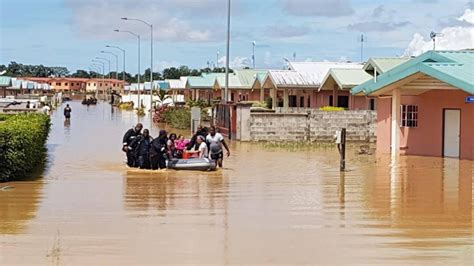 Caribbean News – 5.2 Quake Rattles Nerves In This Flooded Caribbean Nation