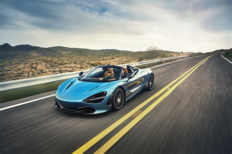 McLaren 720S Spider Review - GTspirit