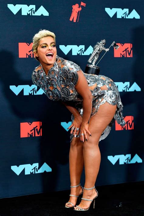 Bebe Rexha 2019 MTV VMA's | Bebe rexha, Mtv videos, Bebe