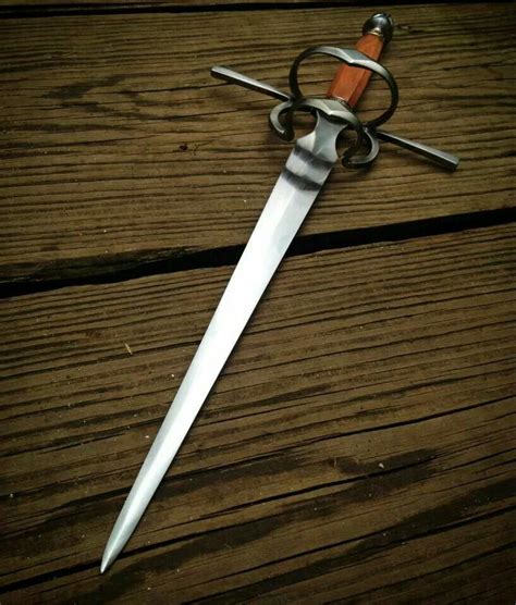 Parrying dagger | Ferro et igne | Pinterest | Weapons, Blade and Knives