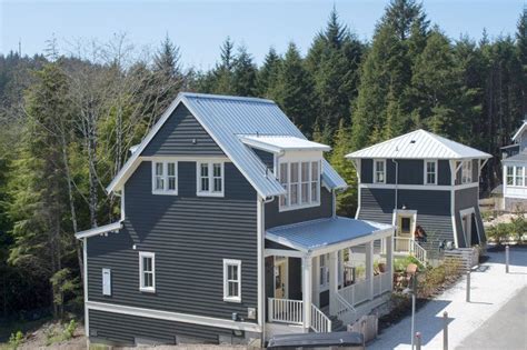 Metal roof in natural galvanized gray. | Farmhouse exterior colors ...