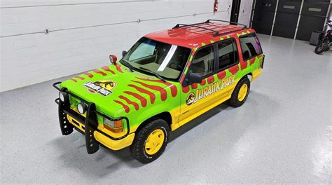 Jurassic Park Ford Explorer for sale has a scary surprise: see the pics ...