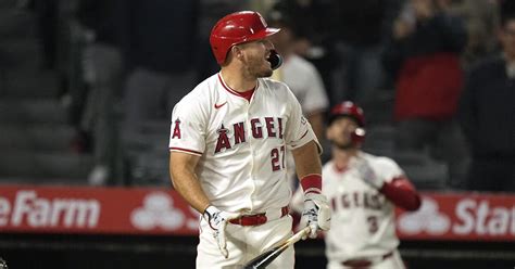 Mike Trout strikes out with bases loaded to seal Angels' loss - Los ...