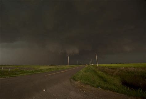 Last Week's El Reno, Oklahoma Tornado Classified As Widest Tornado In U.S. History - Geek Slop