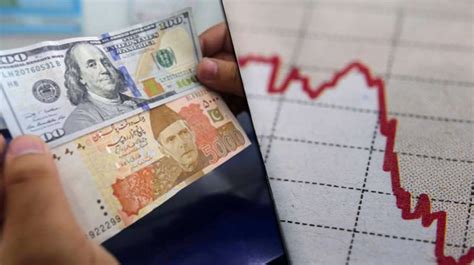 Rupee Abruptly Halts 9-Day Win Streak Versus US Dollar Despite UAE News