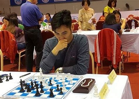 Tuan, Tram win national chess titles