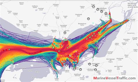 GULF OF KUTCH SHIPS MARINE TRAFFIC LIVE MAP | ShipTraffic.net