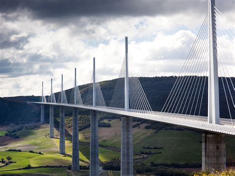 The 10 Most Beautiful Bridges in the World - Photos - Condé Nast Traveler