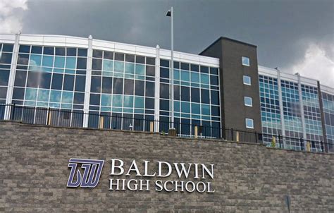 1847369_web1_BaldwinHigh