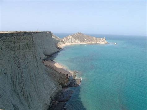 Scenic Pakistan: Astola Island, Pasni, Balochistan - Green Water, Coral ...