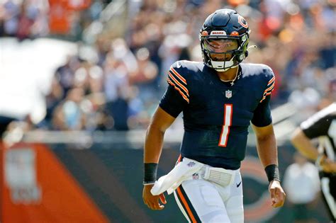 Chicago Bears: Justin Fields leads winners, losers from Preseason Week 1