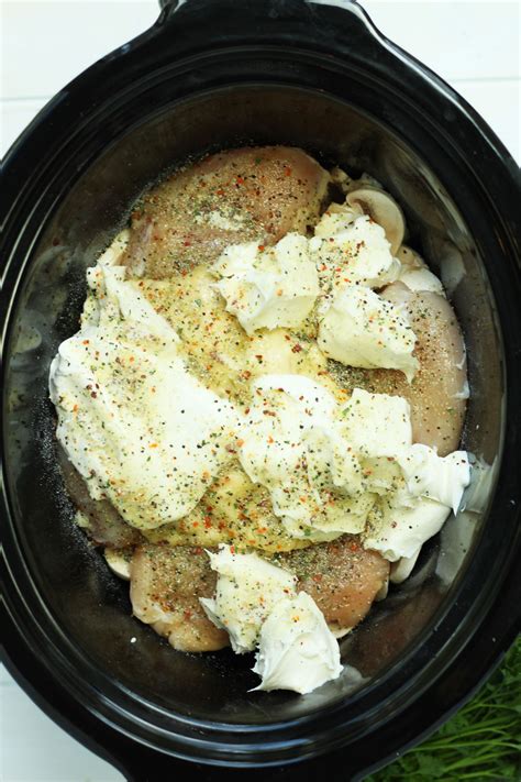 Crockpot-Chicken-Stroganoff-7 | 3 Yummy Tummies