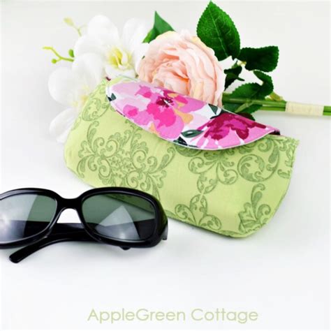 Eyeglasses Case Pattern - Free Glasses Case Pattern!